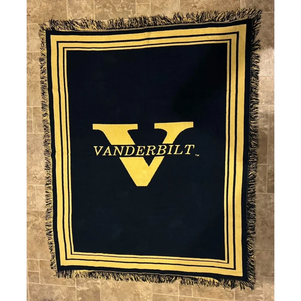 Vintage Vanderbilt University Tapestry Throw Blanket Navy Gold Collegiate T-320